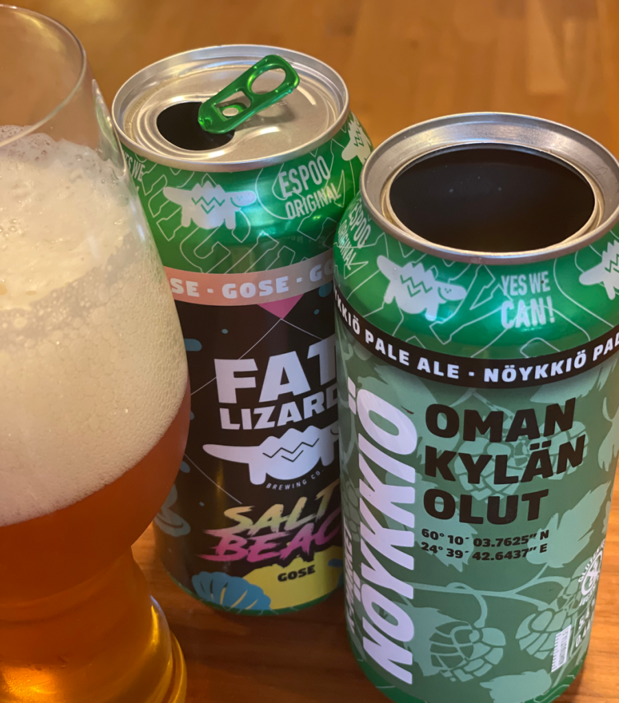 Back to conventional tops at Fat Lizard. 